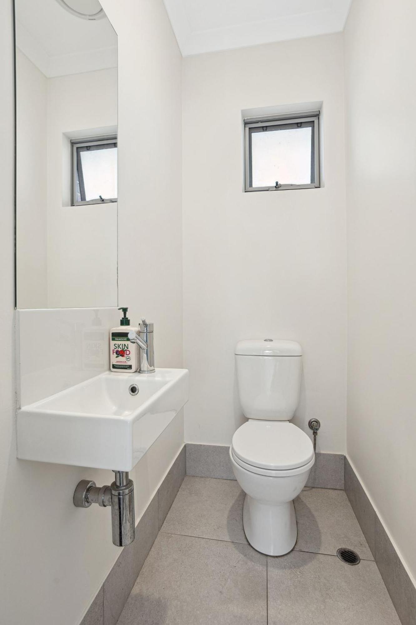 Tranquil Tree Views 2 Bedroom 2 Bathroom Apartment パース エクステリア 写真